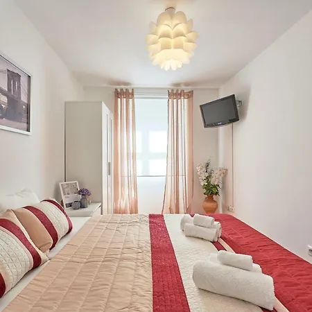 Alfama Holiday House