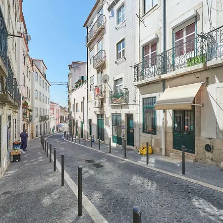 Alfama Holiday House